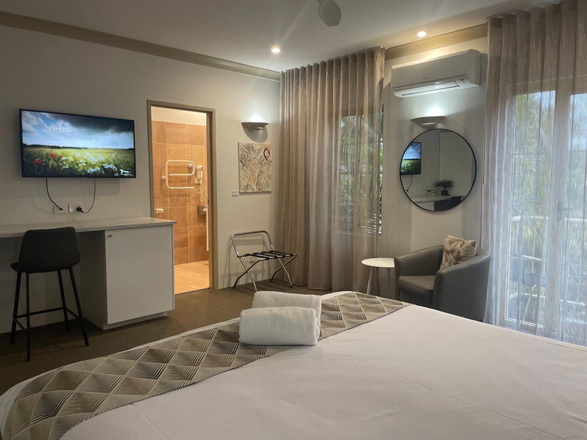 Oasis Inn Ulladulla - Welcoming Guests 18 Years And Older Buitenkant foto